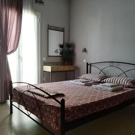 Platonos Academy Apartment