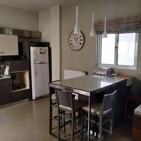 Apartment Platonos Academy