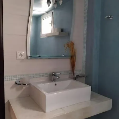 Apartment Platonos Academy
